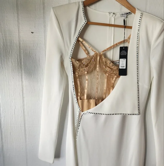 Fashion Nova NWT Foreign Affairs White Maxi Dress w/ Nude Bodice - Picture 9 of 9